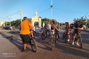 Cartagena by Bike: History, Culture and More Inside the Wall