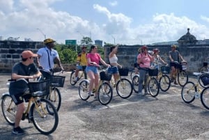 Cartagena by Bike: History, Culture and More Inside the Wall