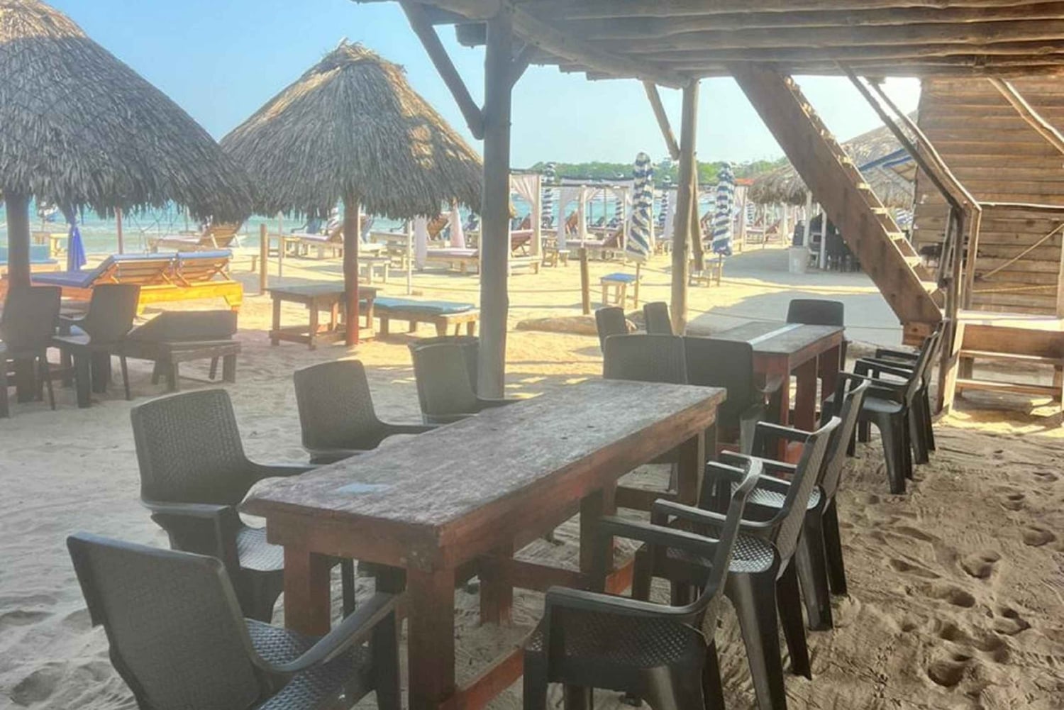 Cartagena: fuga caraibica a Playa Linda Tierra Bomba