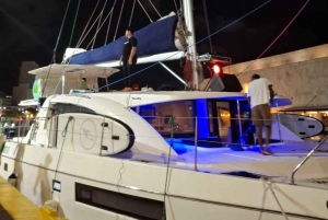 CARTAGENA: Tour della baia in catamarano con open bar e DJ + discoteca