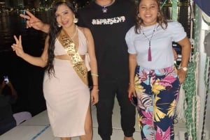 CARTAGENA: Tour della baia in catamarano con open bar e DJ + discoteca