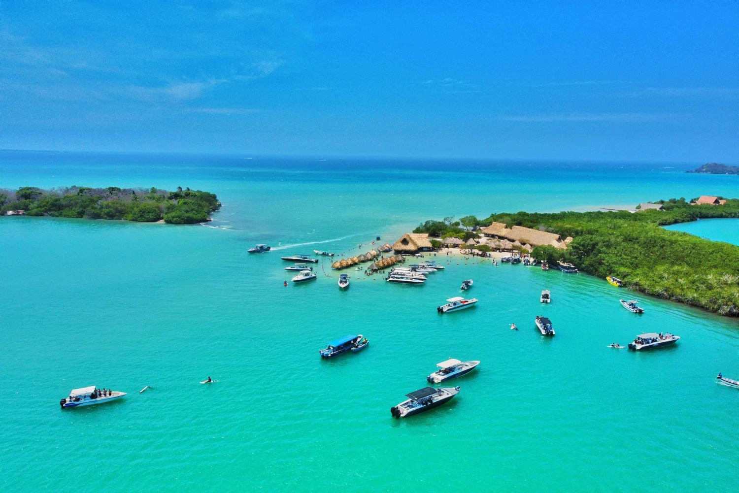Cartagena: Festa no barco Cholon Forever