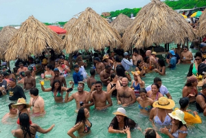 Cartagena: Festa no barco Cholon Forever