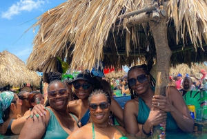 Cartagena: Festa no barco Cholon Forever