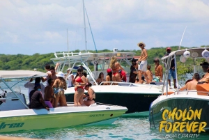 Cartagena: Festa no barco Cholon Forever