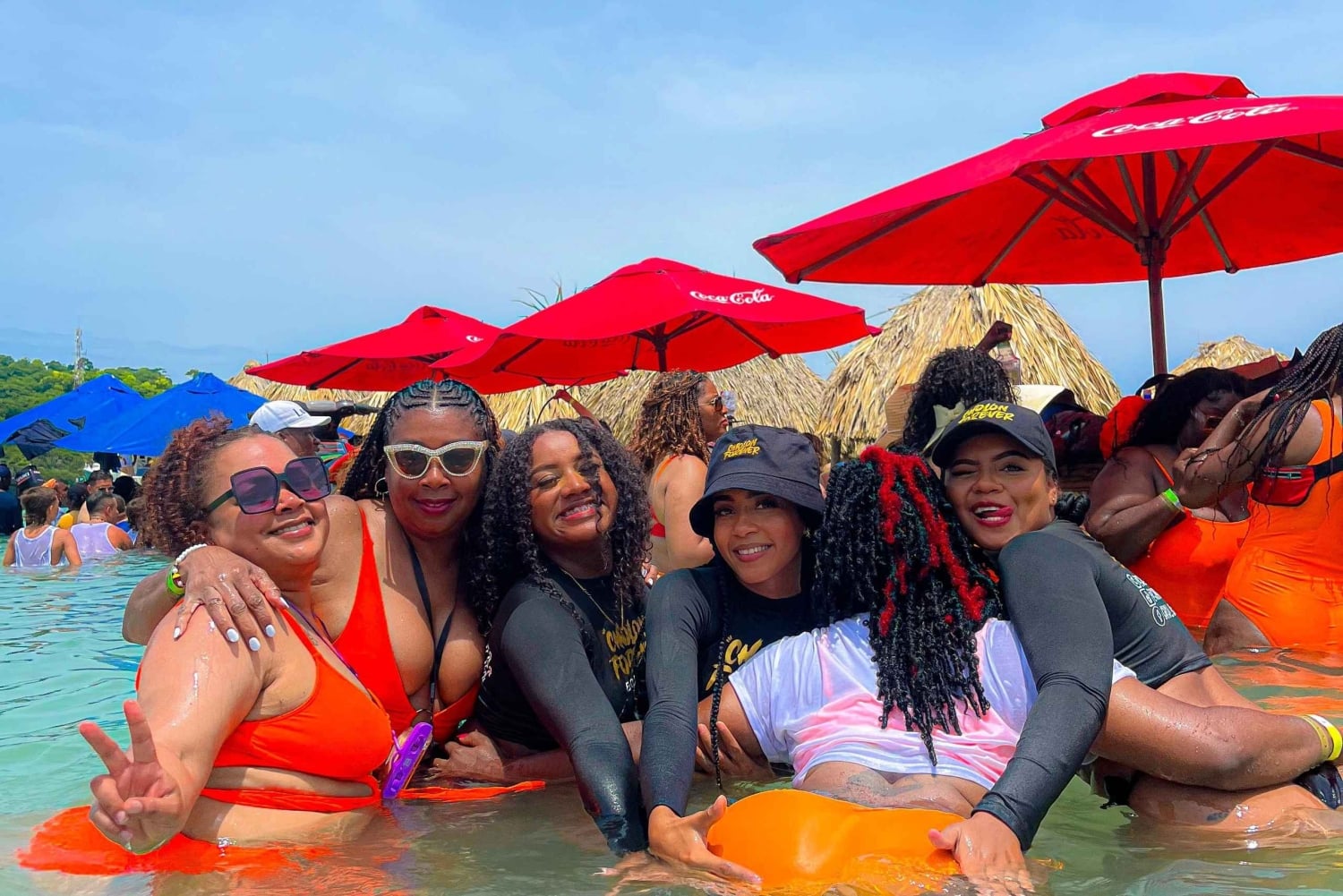 Cartagena: Cholón e Ibizza, festa e praia privada