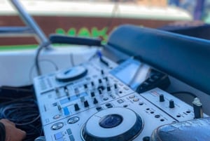 Cartagena: Cholón e Ibizza, festa e praia privada