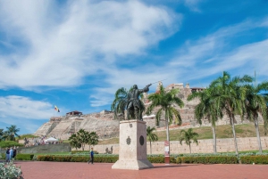 Cartagena: City, San Peter & San Felipe Castle Guided Tour