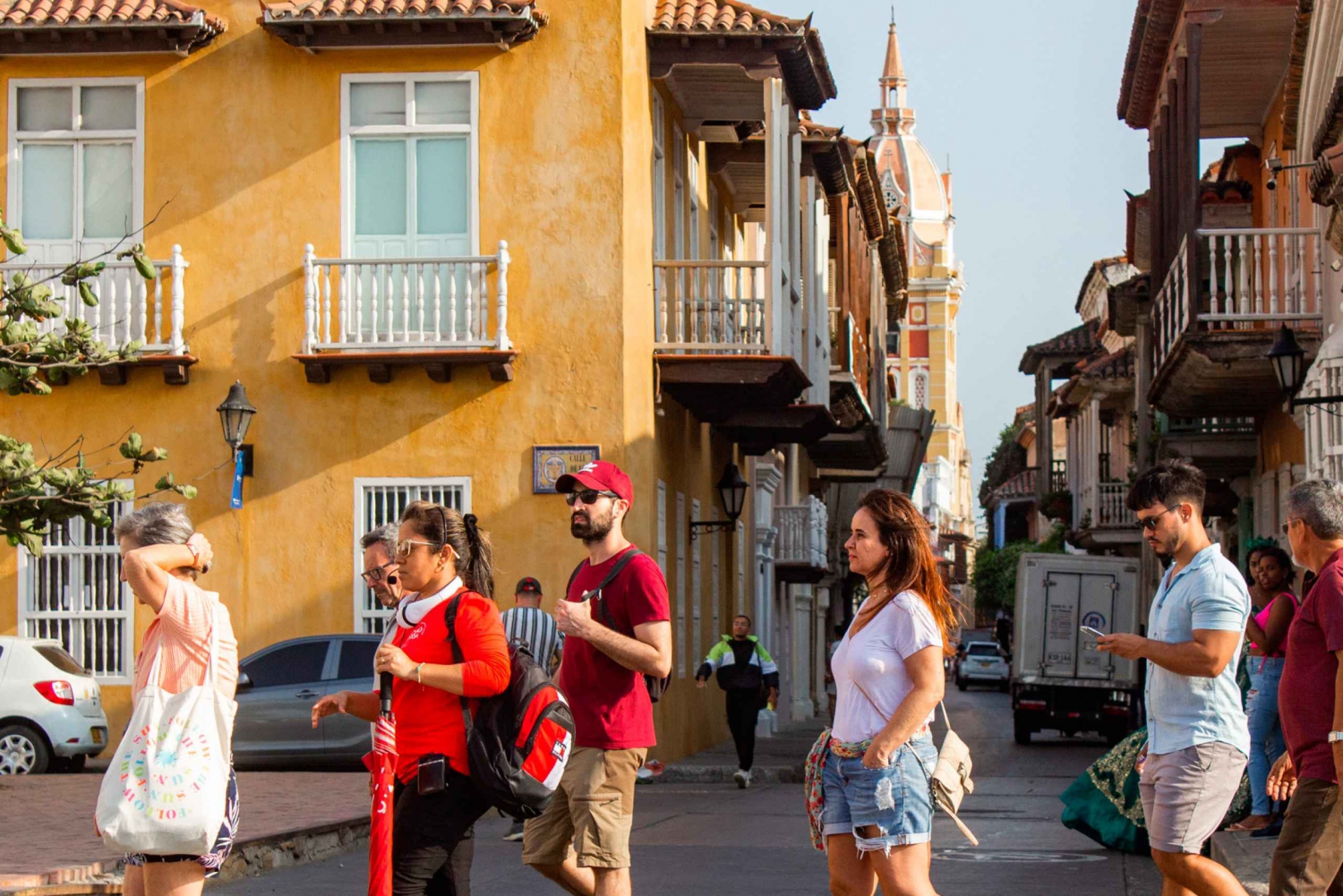 Cartagena City Tour by 8 Hours (transportation + guide)