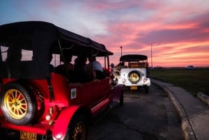 Tour della città in auto elettrica classica a Cartagena