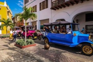 Tour della città in auto elettrica classica a Cartagena