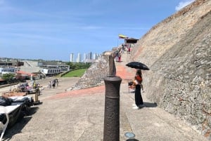 Cartagena: BYRUNDTUR HELE DAGEN, HOP PÅ HOP AF NÅR SOM HELST