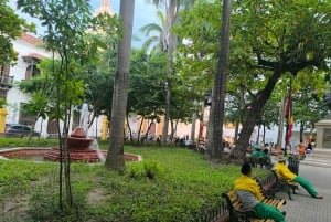 Cartagena: BYRUNDTUR HELE DAGEN, HOP PÅ HOP AF NÅR SOM HELST