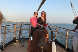 Cartagena, CO: Sunset Skyline Pirate Boat Tour with Open Bar