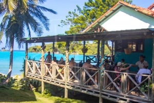 Cartagena: Playa Cocotera en Islas del Rosario con almuerzo