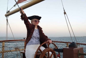Cartagena, Colombia: Sunset Pirate Cruise with Open Bar