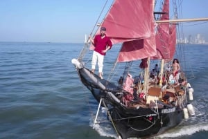 Cartagena, crucero pirata atardecer y barra libre