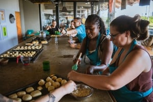 Carthagène : cours de pâtisserie colombienne avec une tasse de café