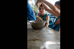 Cartagena: corso di panificazione colombiana con tazza di caffè
