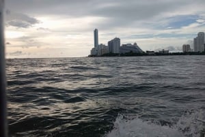 Cartagena: Conoce la isla de punta arena con CERVEZA