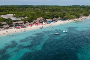 Cartagena: jednodniowa wycieczka do Aviary z wejściem + Playa Blanca autobusem