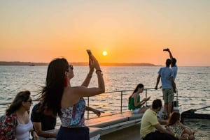 Cartagena de Indias: Crucero de 2 horas al atardecer