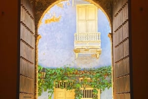 Cartagena de Indias: 3-hour Old Town walking tour! Culture and fun