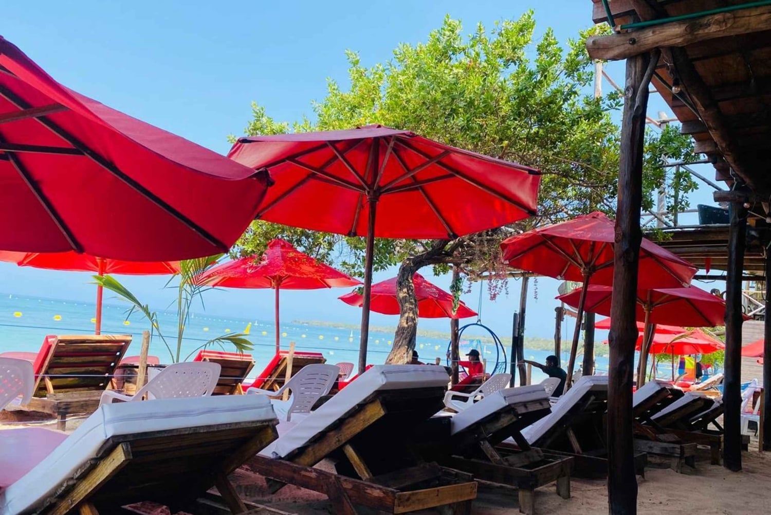 Картахена-де-Индиас: пляжный отдых в Плайя-Транкила, Бару