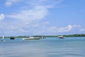 Cartagena: Eco-Historic Islands Tour to Barú, Tierra Bomba, & Bocachica