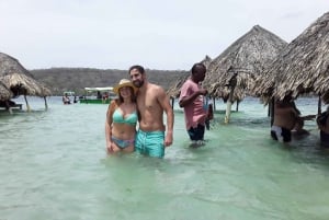 Cartagena: 5 Rosario Islands Tour with snorkeling + plankton