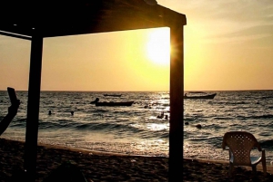 Cartagena: Sunset in Playa Blanca, Barú private beach club
