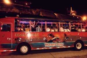 Cartagena: Lustiger Partybus mit Tanzfläche und guter Musik