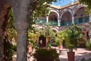 Cartagena: opastettu kävelykierros vanhassa kaupungissa, ruoka ja juomat
