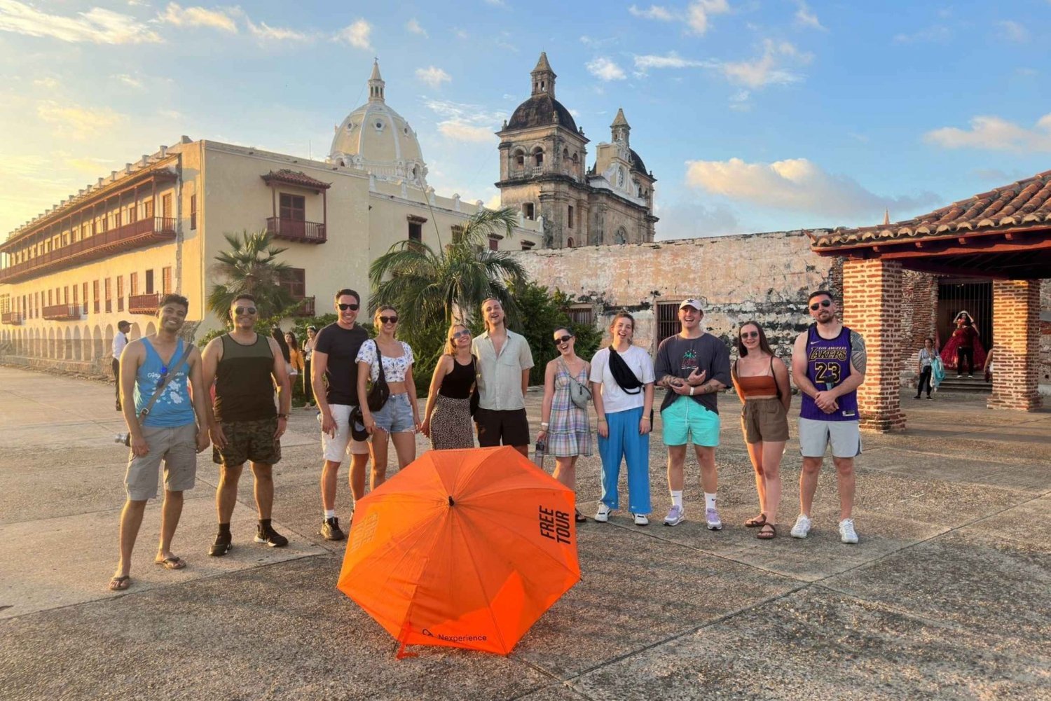 Cartagena: Historic Center and Getsemaní Shared Walking Tour