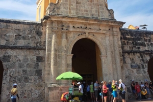 Historisk tur i Cartagena: Promenera runt på torgen och kyrkorna