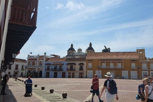 Historisk tur i Cartagena: Promenera runt på torgen och kyrkorna
