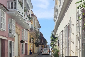 Historisk tur i Cartagena: Promenera runt på torgen och kyrkorna