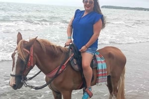 Cartagena: Horse riding on the beaches of Cartagena & PHOTOS
