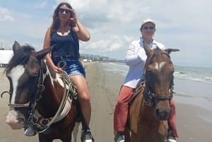 Cartagena: Horse riding on the beaches of Cartagena & PHOTOS