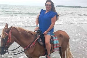 Cartagena: Horse riding on the beaches of Cartagena & PHOTOS