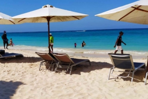 Cartagena: Beach Club Day Getaway in Baru or Tierra Bomba