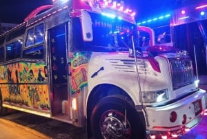 Cartagena: Limo Chiva Rumba VIP