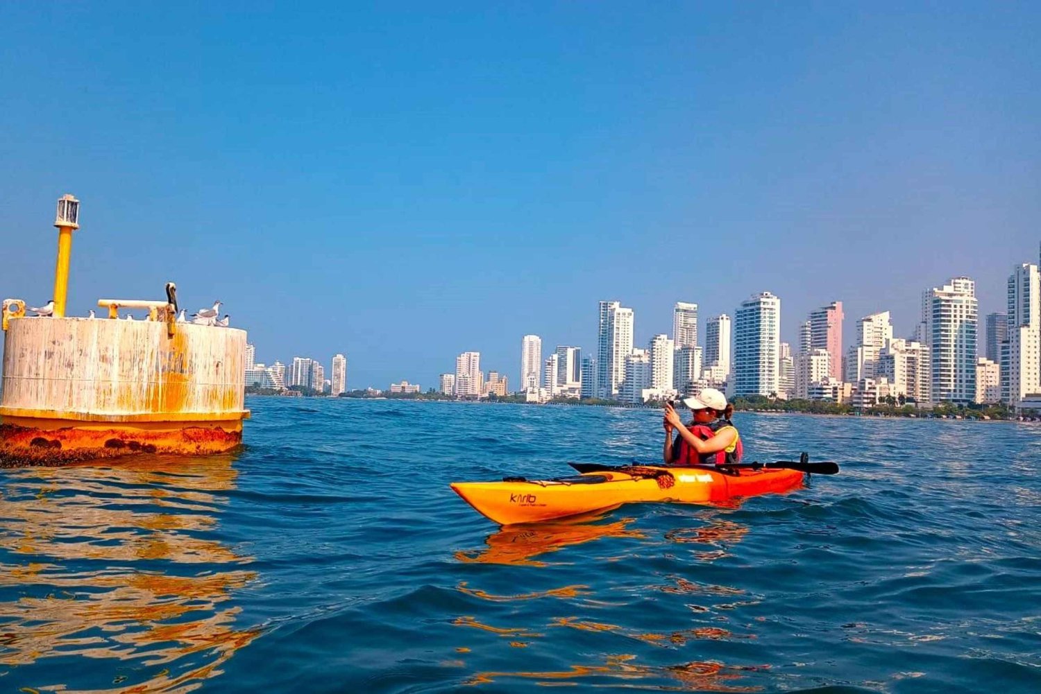 Картахена: утренний тур на каяках с перекусом и купанием