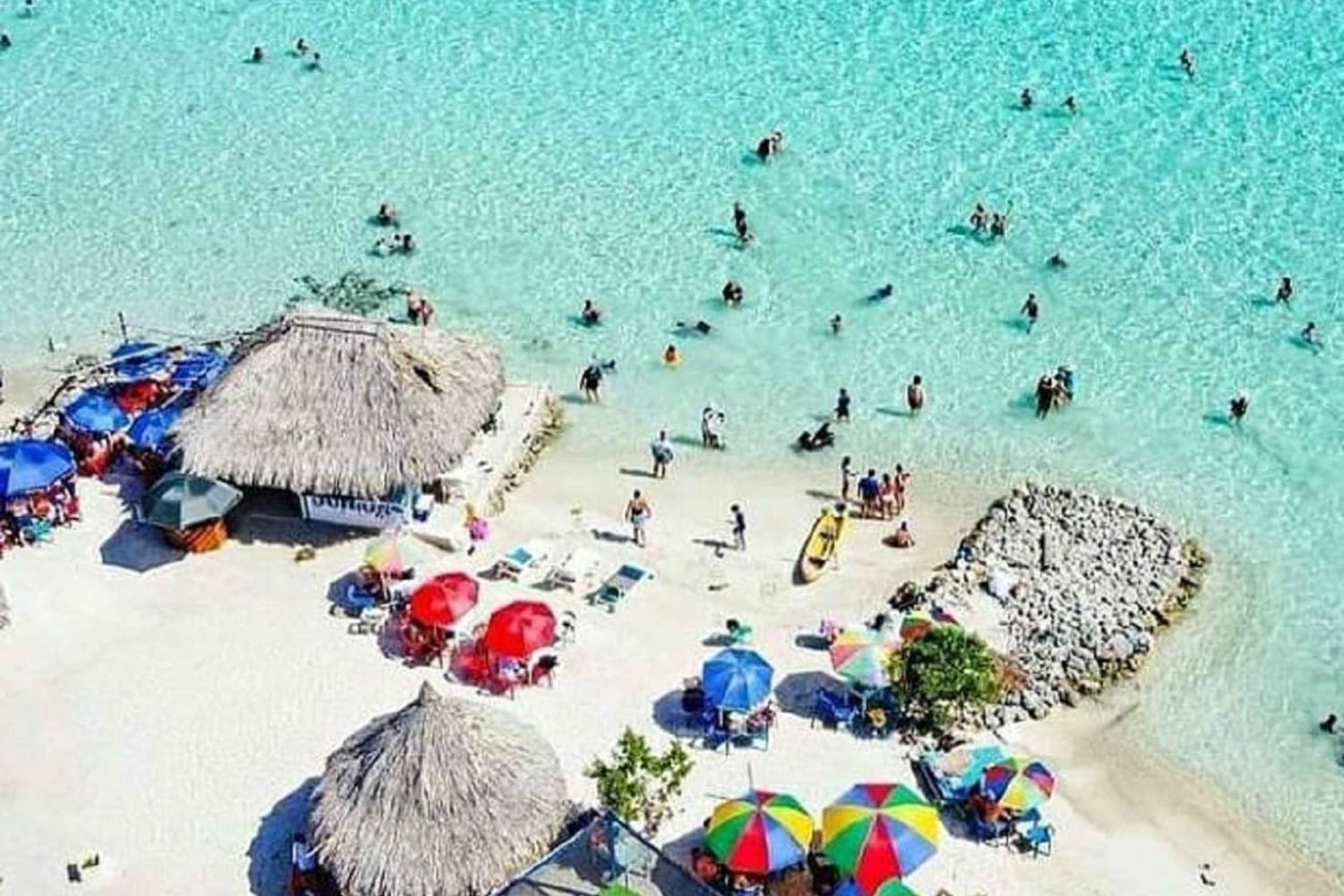 cartagena: Mucura and Santa Cruz Islands Tour spectacular