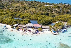 cartagena: Mucura and Santa Cruz Islands Tour spectacular