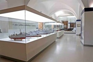 Cartagena: entrada no Museu Naval, transporte incluído