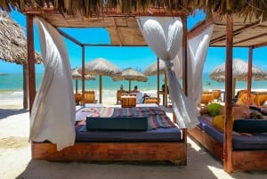 Cartagena: Palmarito Beachclub with Pool, Kayak and paddle!