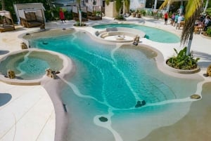 Cartagena: Palmarito Beachclub with Pool, Kayak and paddle!