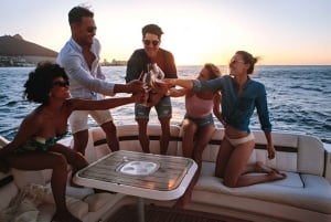 Cartagena: Party Boat till Cholon Beach med 2 drinkar och lunch