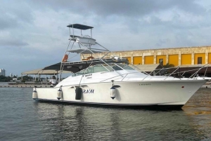 Cartagena: PartybayYacht con open bar e DJ a bordo!